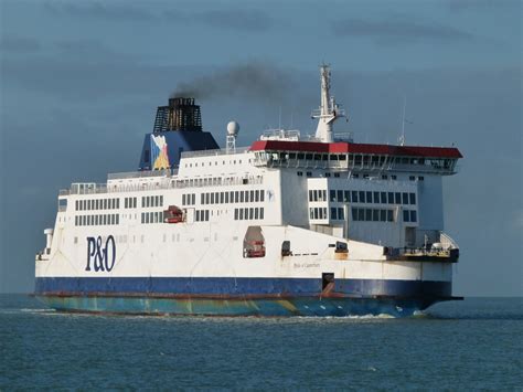 p&o ferries calais to dover.